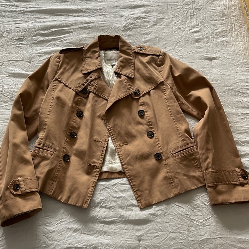 Beautiful Banana Republic trench coat